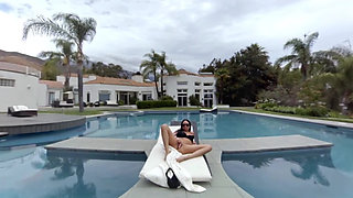 A Day by the Pool 2K